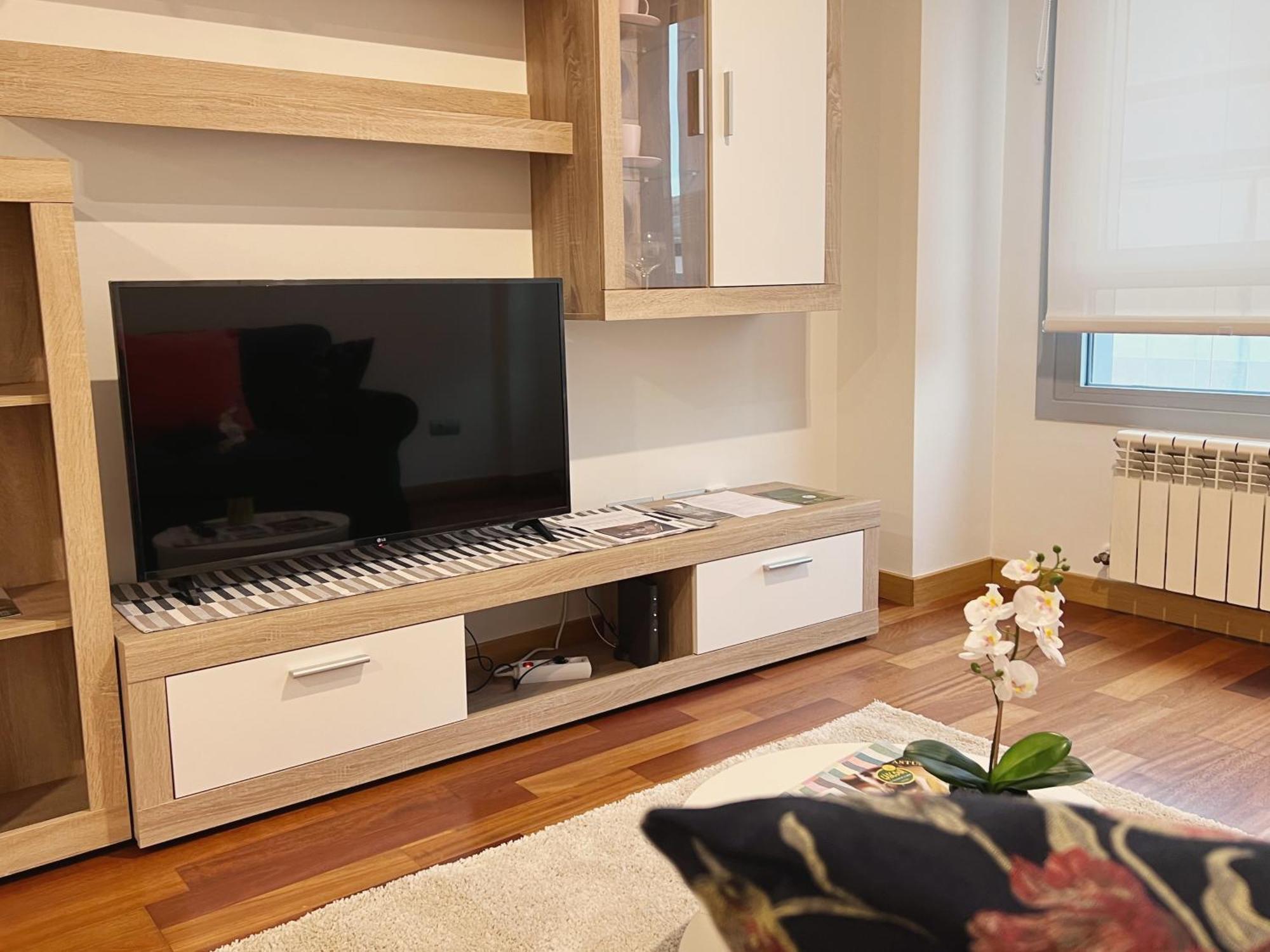 Apartamento Europa Prados Atenea Oviedo Exteriör bild